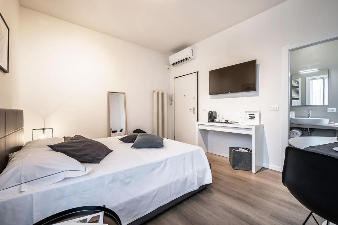 Emilia Suite Essence Modena Exterior foto